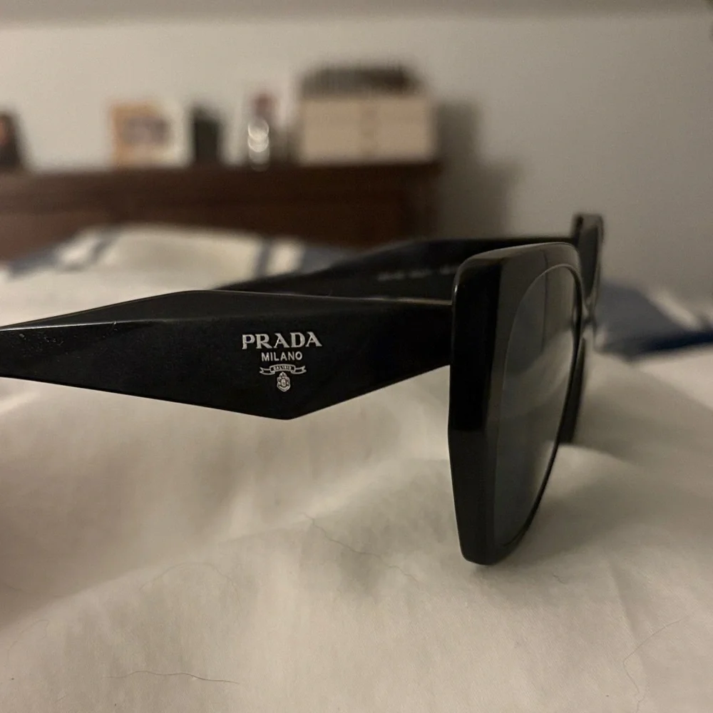 Prada 19Z Black Sunglasses - Picture 5 of 8